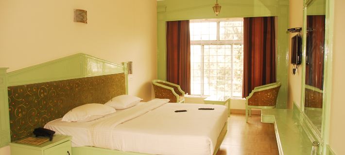 Hotel Sapphire Garden View Các khách sạn ở Ooty
