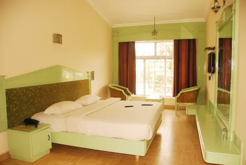 Hotel Sapphire Garden View