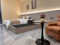 Haoting Apartment (Maoming High-Speed Railway Station) - 2-Star