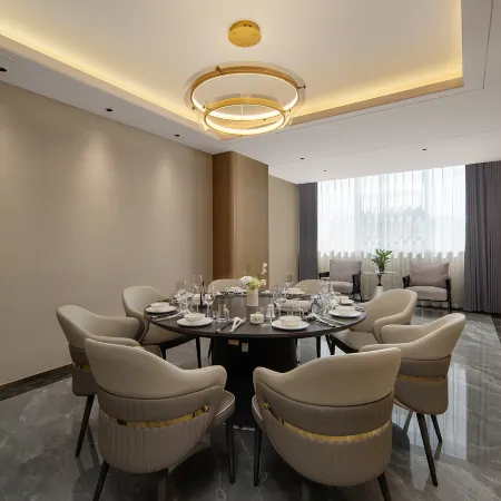 Hongqiqu Conference Center Hotel