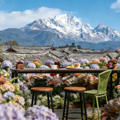 Floral Hotel· Yuebanwan | Coffee & Adorable Pets·Sunlit Golden Mountains·Designer Courtyard Hotel Hotels near Loyalty Arch