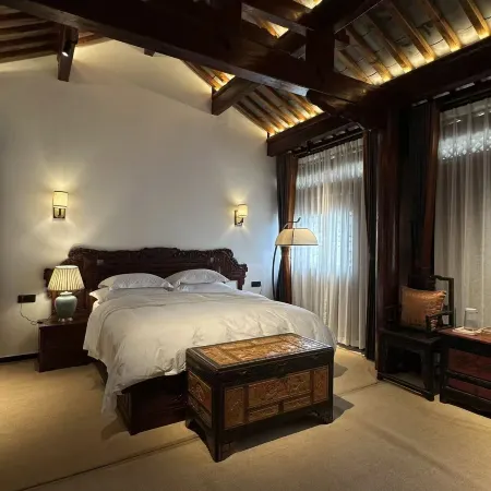 Tongfuxiang Tea House Hall Homestay