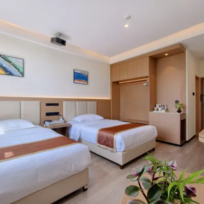 Guiyang Jinyun Training Center (Jiaxiulou Branch) Hotels near Hebin Park