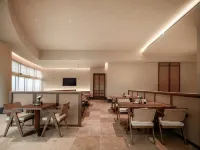 Nanchang Tengwang Pavilion Bayi Hall Jiangjing Atour Origin HotelBayiguan