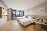 ペロホテル（テケス八卦城）