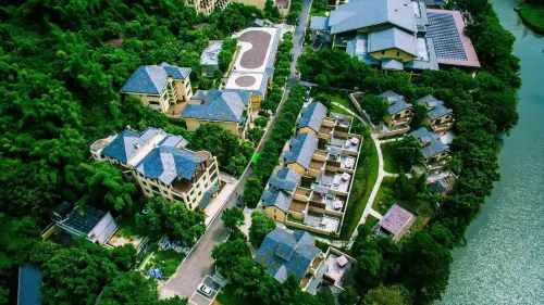 Tongjing River Hotel