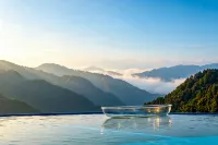 BEAUTIFUL • JOURNEY Cloud Sea Sunset Panoramic Resort Hotel (Longji Terraced Fields Jinkeng Branch) - Pool