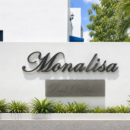 Mona Lisa Pool Villa