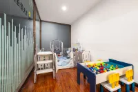 Fei Tian Jing Tu Hotel - familiares