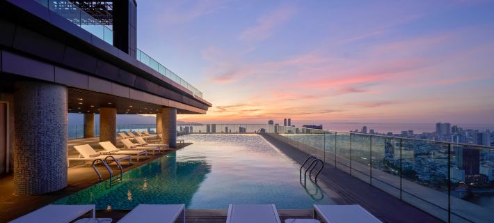 Courtyard by Marriott Danang Han River Hotels in Da Nang