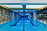 E-long Hotel, Shenyang Olympic Sports Center - Pools
