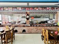 Zhongdu Jixiang Sanbao Yingpan Hotel - فطور
