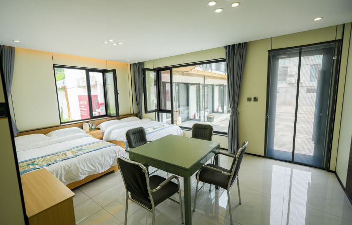 Liu Courtyard Homestay