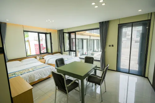 Liu Courtyard Homestay