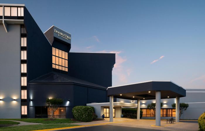 DoubleTree by Hilton Richmond - Midlothian