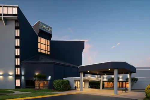 DoubleTree by Hilton Richmond - Midlothian - Wifi