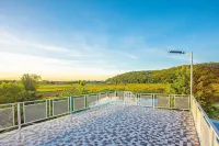 KN Pool Villa Saraburi - Parking