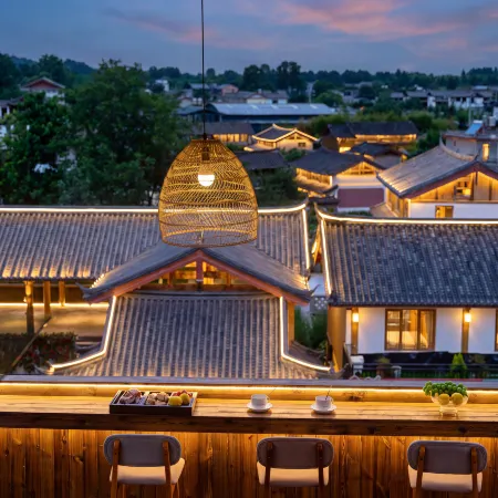 Suye Snow Mountain Panoramic Smart Resort (Baisha Ancient Town)