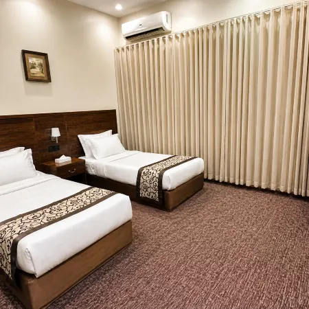 Dome Hotel Service Apartment Nuzha Отели рядом с достопримечательностью «Торговый центр Granada Center Riyadh»