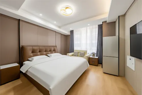 Qinghe B& B ( Beijing Sanlitun Taikooli Store ) - Homestays