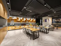 Free Living Hotel - 3-Star