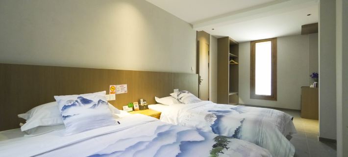 Danxia Gate Courtyard Hotel Hoteles en Condado de Linze