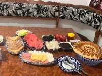 ANIS-PARI HOTEL - 2-Star