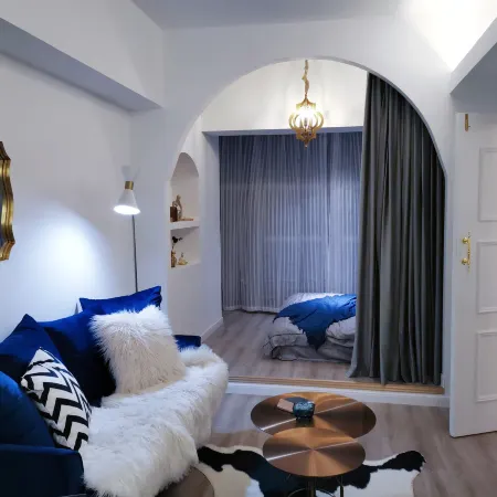 Chunxi Baidi Designer Apartment