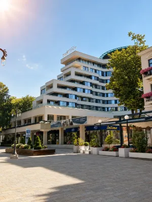 弗爾尼亞奇卡礦泉鎮 · 悠然雅居(Hygge Apartment Zepterme - Vrnjacka Banja) - 停車場