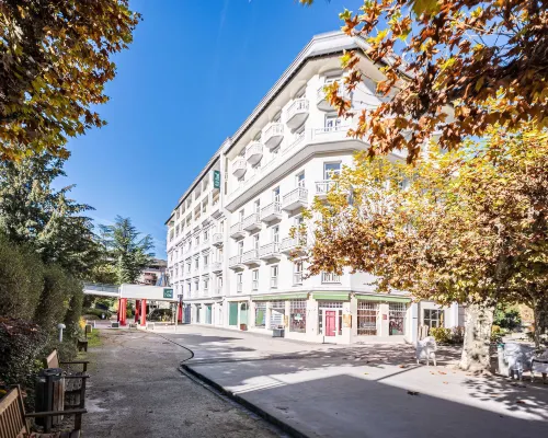 B&B HOME Brides-les-Bains Les 3 Vallées Hotels near Troika