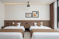 Shanyun Yaju Smart Homestay (Henan Baoquan Tourism Resort) - Homestays