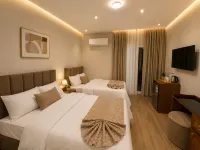Tutankhamun Pyramids boutique - واي فاي