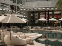 Kudo Hotel & Beach Club - Adults Only Hotels near طريق بانغلا