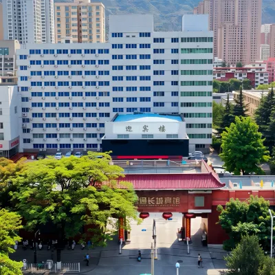 Juntong Great Wall Hotel (Lanzhou University & Lanzhou Railway Station Branch) Hotel berhampiran Jalan Dingxi