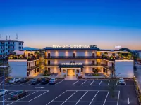 Miye Miye · Royal Golden Era Hotel (Kaiping Chikan) - 2-Star