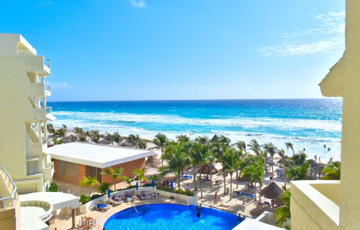 Hotel NYX Cancun