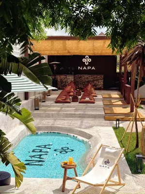 NAPA SPRING VILLAS - parking