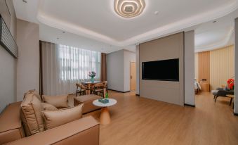 Linyi Yawen Yijing Hotel (City People's Hospital)