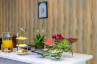 Lanou Shangpin Hotel (Yuxian Yangquan North station shop) - พร้อมอาหารเช้า