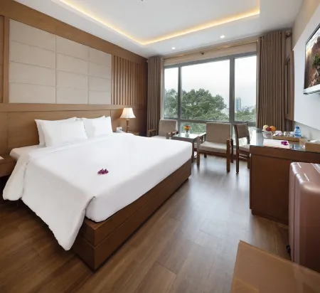 EdenStar Saigon Hotel & Spa