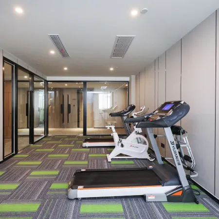 Qingmu Platinum Hotel (Fuyang Yaoban Suning Plaza)