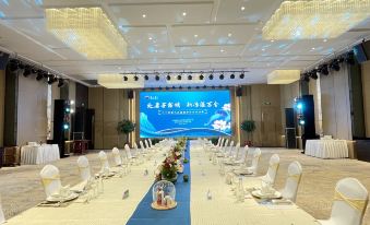 Yangtse River Hotel