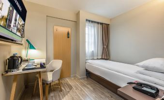 Homeinn Selected Hotel (Kunming Xiaokang Avenue Agricultural University)