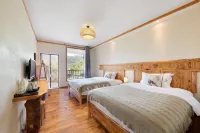 Tangjiahe Zhuyin Mountain House Homestay - balcony