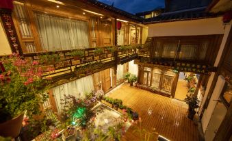 Yunjin Inn (the Old Town of Lijiang Snow Mountain Store)