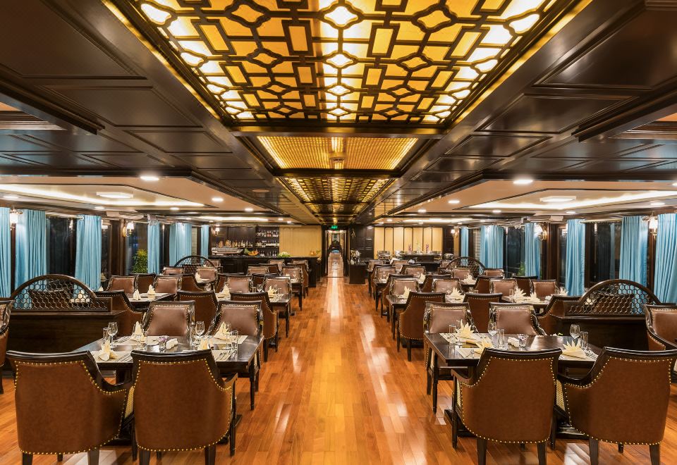 5. 라 레지나 레전..