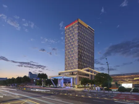 Hilton Garden Inn Jiaxing Xiuzhou Отели в г. Цзясин