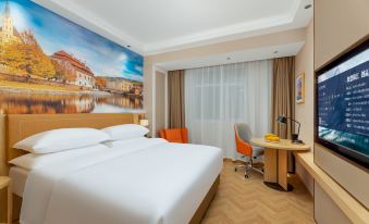 Vienna Hotel (Heze Cao County Wutaishan Road)