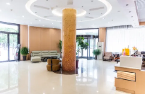 Chenggu Junshang Hotel