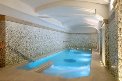 UNA HOTELS Galles Milano Hotels near Bottega Veneta(Via Montenapoleone  )